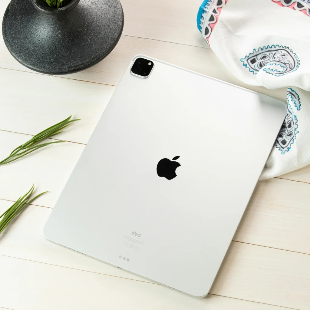 Is iPad better than Kindle?